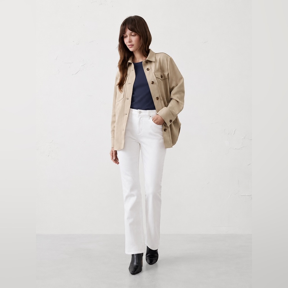 NWT! Banana Republic Pure White Kick Flare Mid-Rise Jean - Size 4/27 🖤